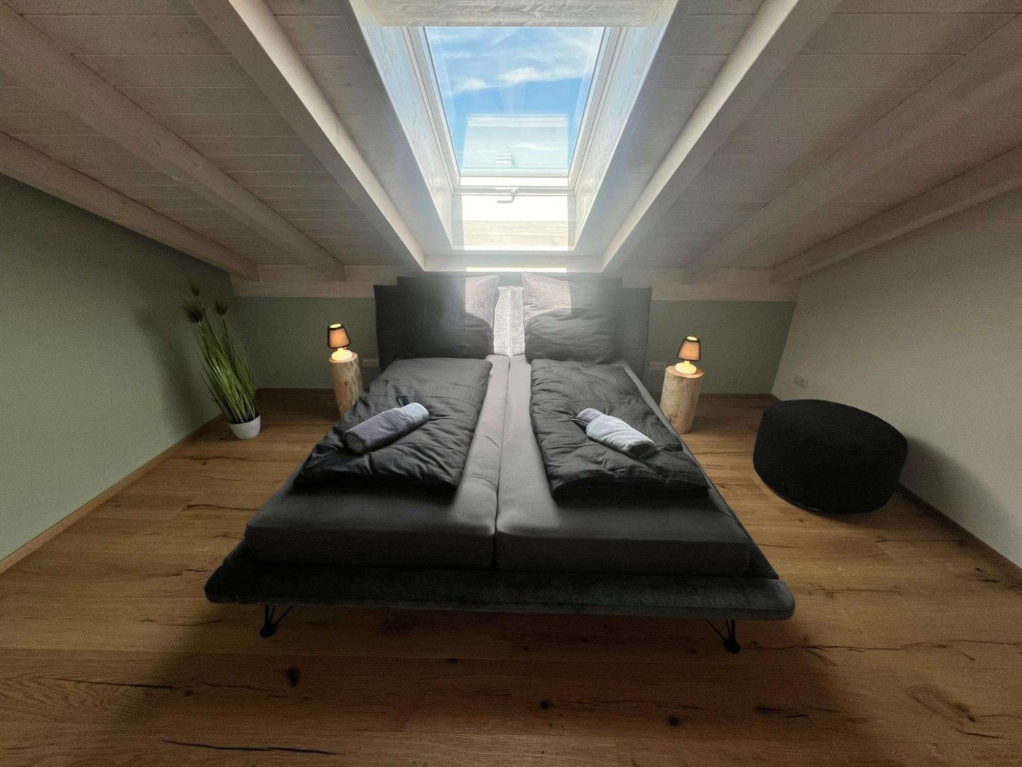 Stay Nice Apartments Dorfen Naehe Muenchen Jacuzzi Grillkota 75 Zoll Tv Zewnętrze zdjęcie